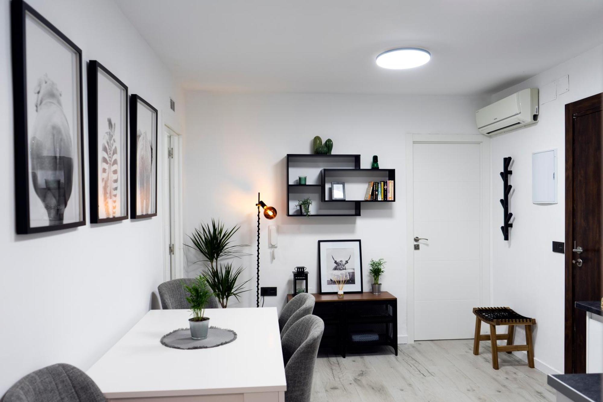 Viento Al Sur Apartment Malaga Exterior photo